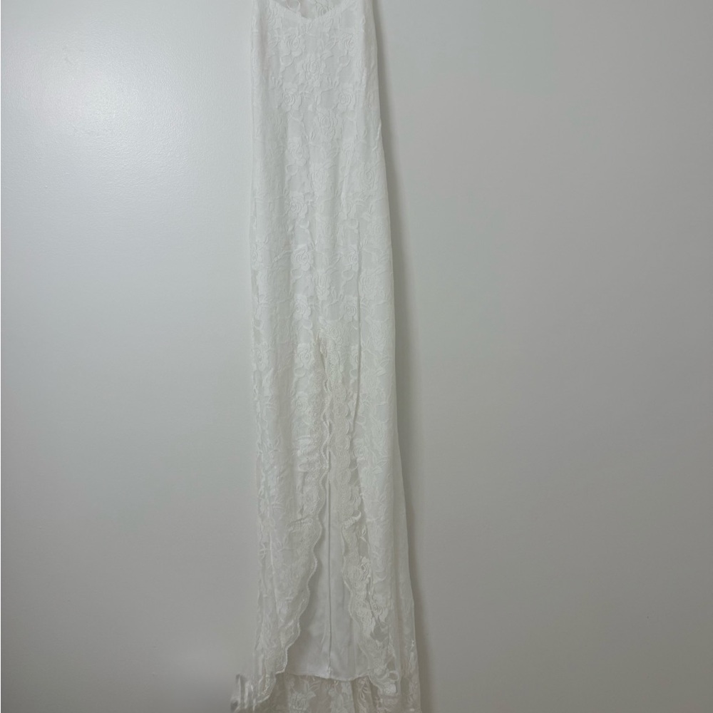 Elegant White Lace Dress